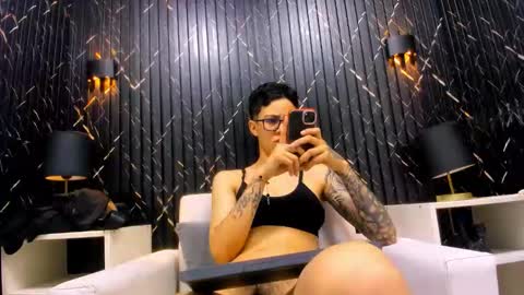 Eva cute online show from 12/14/25, 01:05