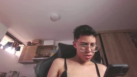 Eva cute online show from 05/05/26, 12:46