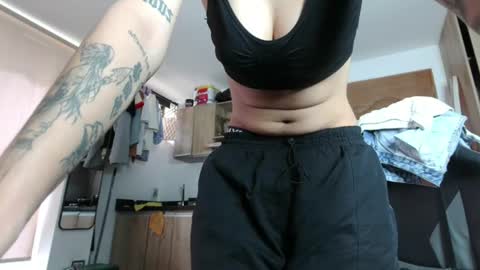 Eva cute online show from 06/25/26, 01:48