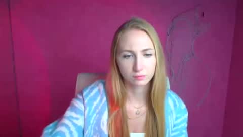 Snapshot of eva_oliviaa chatting on 10/05/25, 05:11 Eva online show from 10/05/25, 05:11