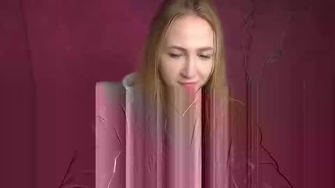 Snapshot of eva_oliviaa chatting on 10/15/25, 05:18 Eva online show from 10/15/25, 05:18