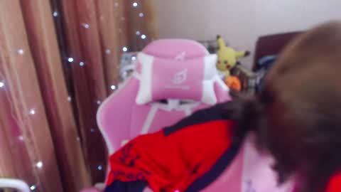 Eva online show from 12/18/24, 10:46