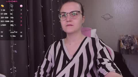 Snapshot of eva_orchid chatting on 11/06/25, 10:05 Eva online show from 11/06/25, 10:05