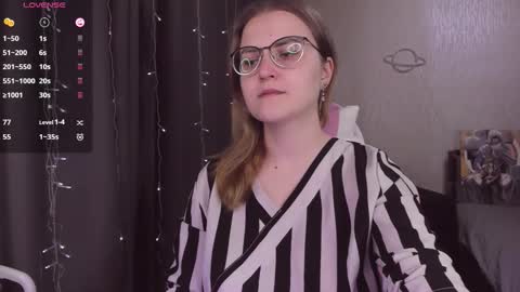 Snapshot of eva_orchid chatting on 11/08/25, 12:05 Eva online show from 11/08/25, 12:05