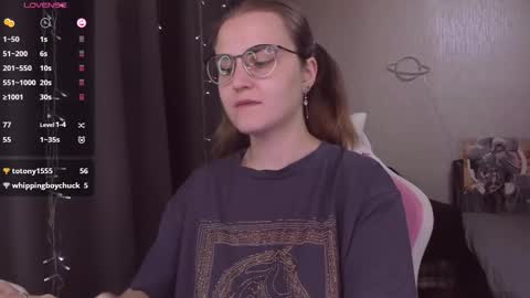 Snapshot of eva_orchid chatting on 11/09/25, 10:46 Eva online show from 11/09/25, 10:46