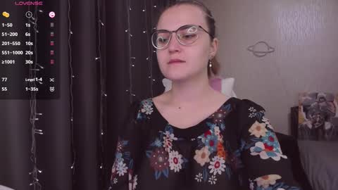 Snapshot of eva_orchid chatting on 11/11/25, 10:15 Eva online show from 11/11/25, 10:15