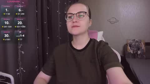 Snapshot of eva_orchid chatting on 11/18/25, 10:31 Eva online show from 11/18/25, 10:31