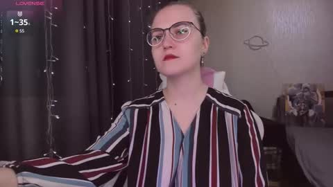 Snapshot of eva_orchid chatting on 11/21/25, 10:36 Eva online show from 11/21/25, 10:36