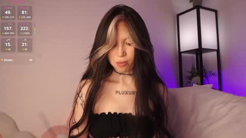 Snapshot of eva_pixie chatting on 09/20/25, 03:02 Eva online show from 09/20/25, 03:02