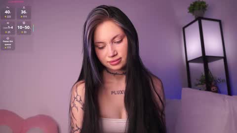 Snapshot of eva_pixie chatting on 10/03/25, 03:09 Eva online show from 10/03/25, 03:09