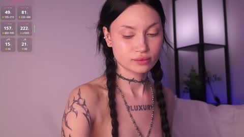 Snapshot of eva_pixie chatting on 10/07/25, 01:30 Eva online show from 10/07/25, 01:30