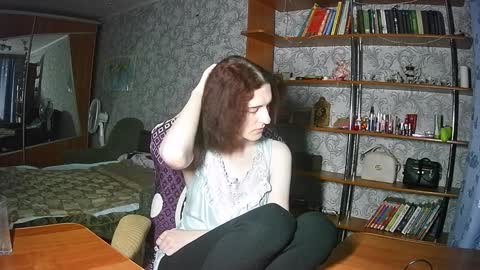 Snapshot of eva_princess__ chatting on 01/19/25, 08:30 Eva The Princess online show from 01/19/25, 08:30
