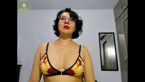 Snapshot of eva_rain01 chatting on 12/22/24, 07:21 Eva online show from 12/22/24, 07:21