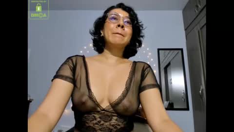 Snapshot of eva_rain01 chatting on 02/26/25, 10:20 Eva online show from 02/26/25, 10:20