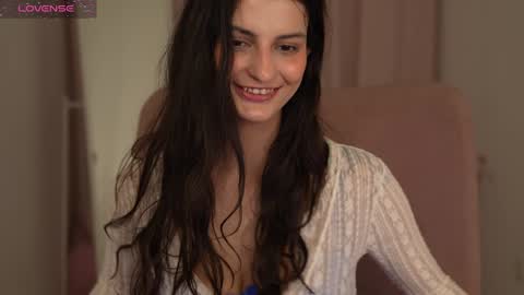 EVA  online show from 01/25/25, 04:03