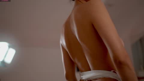 EVA  online show from 01/27/25, 07:13