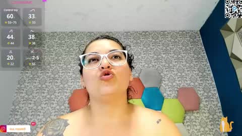 Eva  online show from 02/05/25, 06:15
