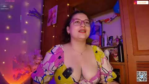 Eva  online show from 05/11/26, 02:45