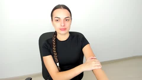 Snapshot of eva_rossee_ chatting on 12/02/24, 03:03 Eva online show from 12/02/24, 03:03