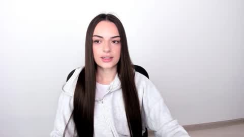 Snapshot of eva_rossee_ chatting on 02/21/25, 10:17 Eva online show from 02/21/25, 10:17