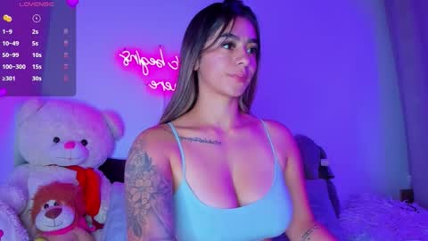 Snapshot of eva_shinee_ chatting on 10/07/25, 10:56 Eva Shinee online show from 10/07/25, 10:56