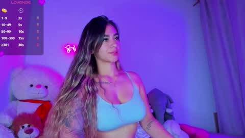 Snapshot of eva_shinee_ chatting on 10/27/25, 11:25 Eva Shinee online show from 10/27/25, 11:25