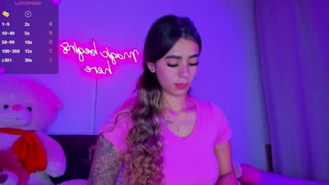 Snapshot of eva_shinee_ chatting on 10/30/25, 12:39 Eva Shinee online show from 10/30/25, 12:39