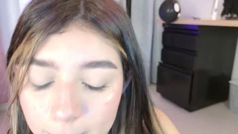 Eva Sin online show from 10/25/25, 11:21