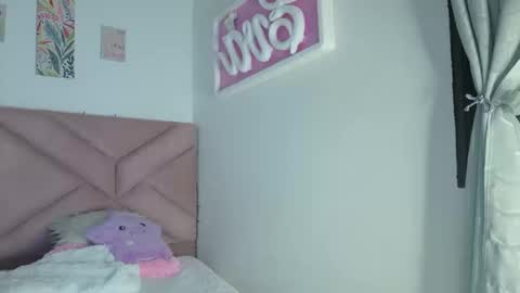 Snapshot of eva_sin18 chatting on 03/20/26, 11:42 Eva Sin online show from 03/20/26, 11:42