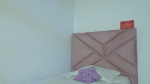 Snapshot of eva_sin18 chatting on 04/25/26, 11:46 Eva Sin online show from 04/25/26, 11:46