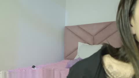 Snapshot of eva_sin18 chatting on 05/06/26, 11:43 Eva Sin online show from 05/06/26, 11:43