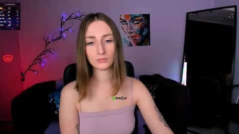 Snapshot of eva_smiith_ chatting on 11/10/25, 08:02 Eva online show from 11/10/25, 08:02