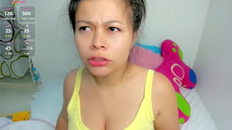 Snapshot of eva_sweet2 chatting on 03/11/25, 10:09 Estefania online show from 03/11/25, 10:09