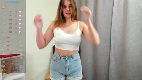 Snapshot of eva_toy chatting on 12/11/24, 03:13 eva_toy online show from 12/11/24, 03:13