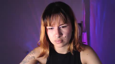 Snapshot of eva_viulet chatting on 03/05/26, 06:53 MISS EVY online show from 03/05/26, 06:53