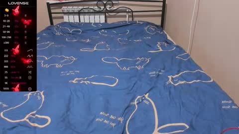 Eva online show from 11/29/25, 11:13