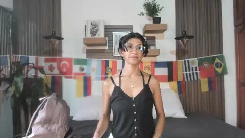 Eva online show from 07/04/26, 12:11