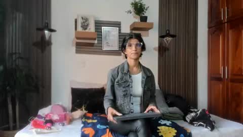 Eva online show from 07/24/26, 12:58