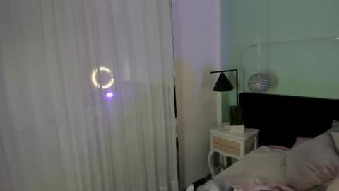 julieth online show from 09/18/25, 01:24