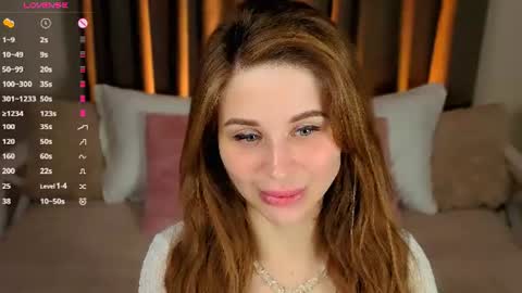 Eva. OFFICAL PAGE  MARI CLARK online show from 06/20/26, 11:18