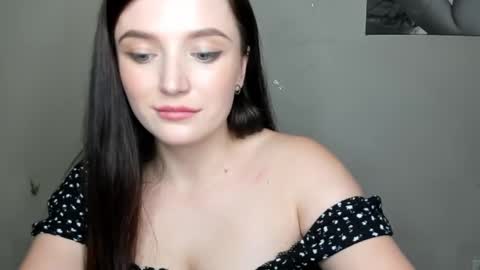 Eva online show from 12/24/24, 12:44