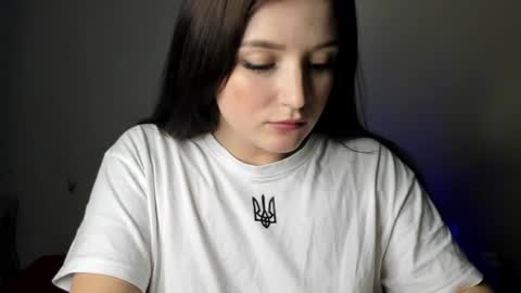 Eva online show from 02/14/25, 10:36