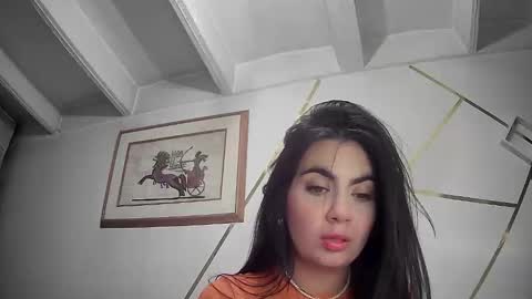evacollins12 online show from 02/07/25, 01:58