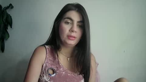 evacollins12 online show from 02/13/25, 08:13