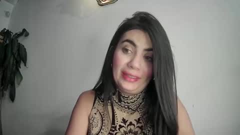 evacollins12 online show from 02/16/25, 10:54