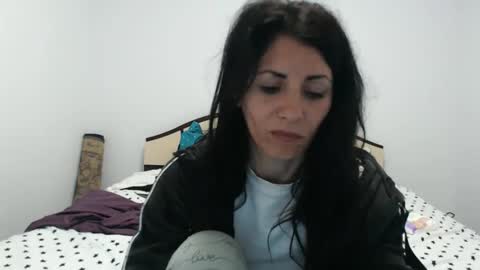 hornycrissyyourlove online show from 04/27/26, 03:15