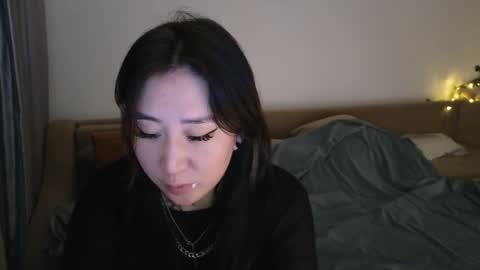 Snapshot of evadior chatting on 09/23/25, 02:20 Eva online show from 09/23/25, 02:20