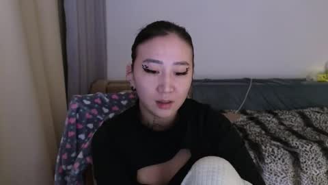 Snapshot of evadior chatting on 10/10/25, 06:51 Eva online show from 10/10/25, 06:51