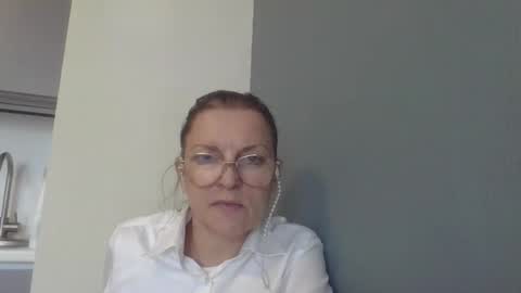 evaglad online show from 09/19/25, 07:32
