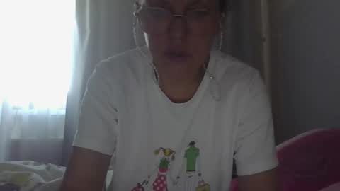 Snapshot of evaglad chatting on 09/27/25, 05:56 evaglad online show from 09/27/25, 05:56